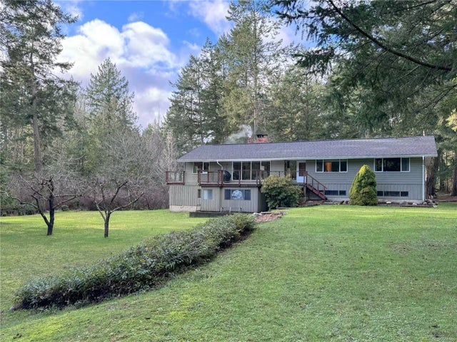 1 of 55 - 1380 Cresta Roca Rd, Gabriola Island, BC