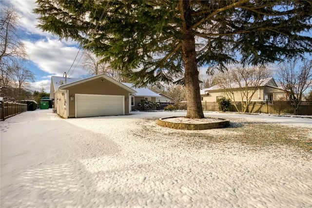 2 of 42 - 9422 Chemainus Rd, Chemainus, BC