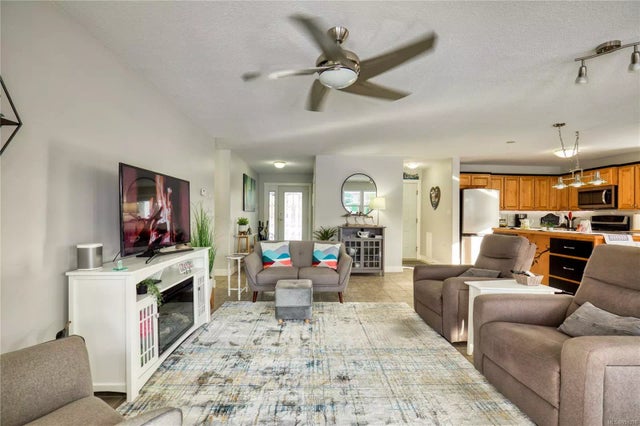 4 of 42 - 9422 Chemainus Rd, Chemainus, BC