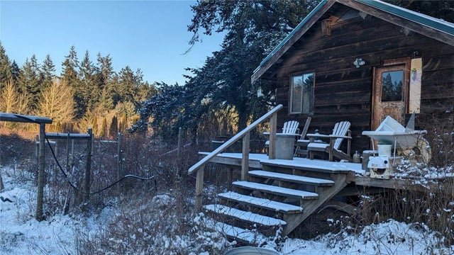 1 of 34 - 1430 Peterson Rd, Gabriola Island, BC
