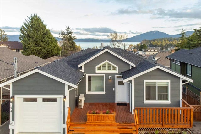 1 of 68 - 8143 Edmund St, Crofton, BC