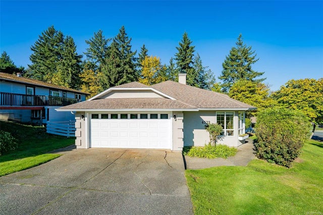 3 of 49 - 4522 Lambourn St, Cowichan Bay, BC