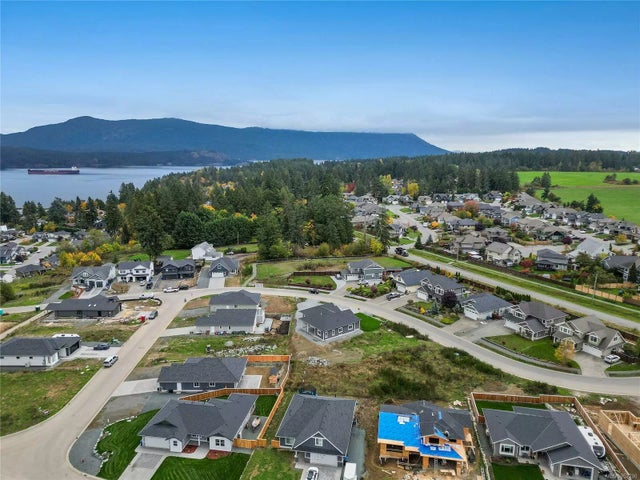 4 of 9 - Lot 2 Vee Rd, Cowichan Bay, BC