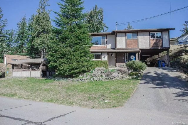 2 of 20 - 3129 King Richard Dr, Nanaimo, BC