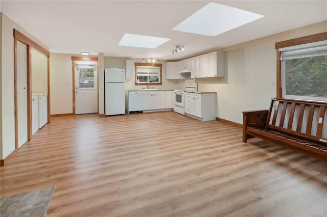 5 of 52 - 381 Tamarack St, Gabriola Island, BC