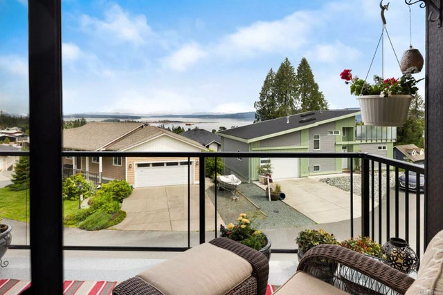 4 of 35 - 1584 Adelaide St 8, Crofton, BC