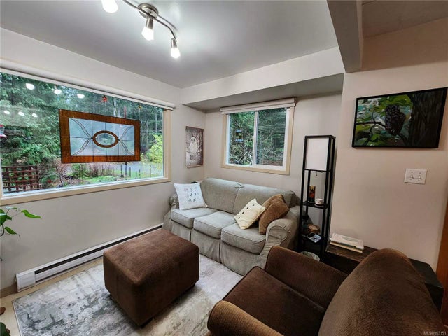 3 of 26 - 660 Jackpine St, Gabriola Island, BC