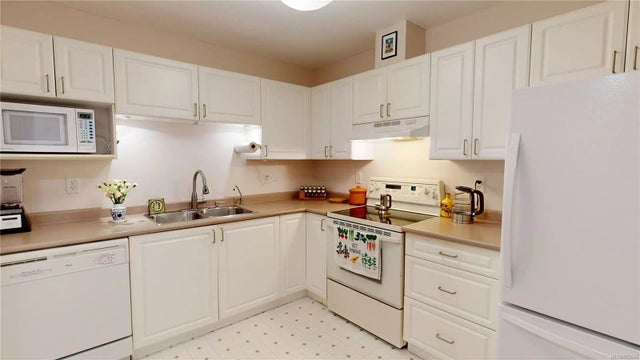 2 of 25 - 500 Argyle Lane 209, Gabriola Island, BC