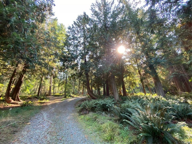 5 of 17 - Lt 16 Sitka Grove, Gabriola Island, BC
