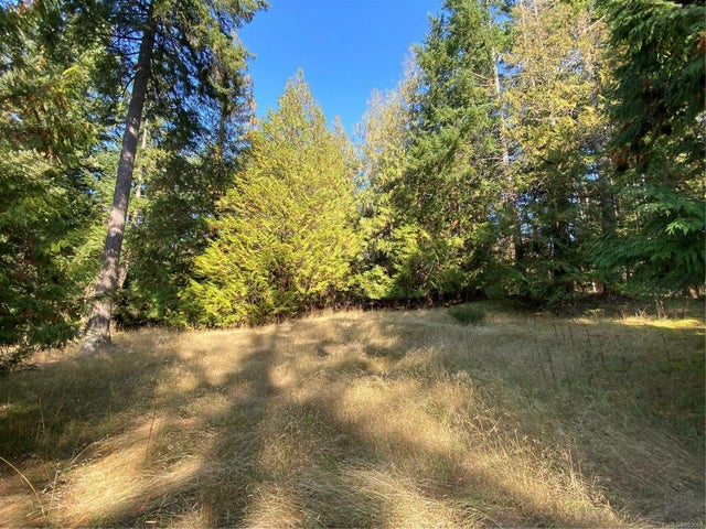 1 of 11 - Lt 18 Sitka Grove, Gabriola Island, BC