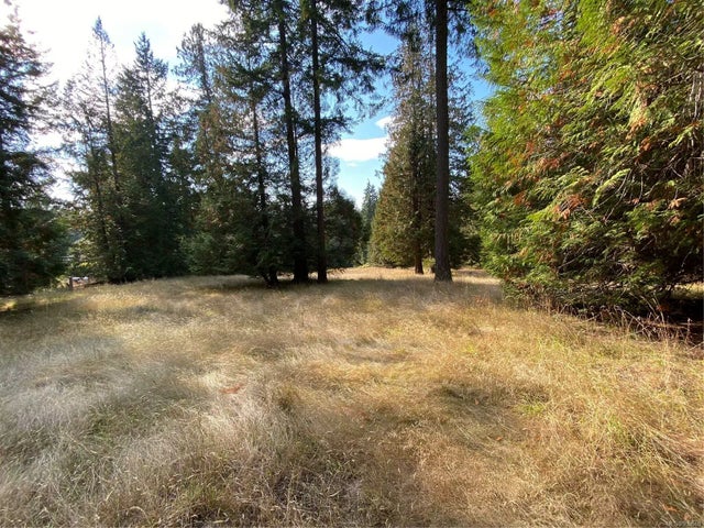 4 of 11 - Lt 18 Sitka Grove, Gabriola Island, BC