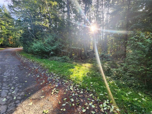 1 of 52 - Lot 27 Berg Rd, Gabriola Island, BC
