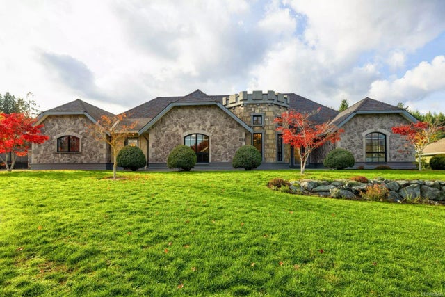 1 of 55 - 4584 Polo Field Pl, Cowichan Bay, BC