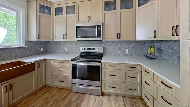 3 of 29 - 515 South Rd, Gabriola Island, BC