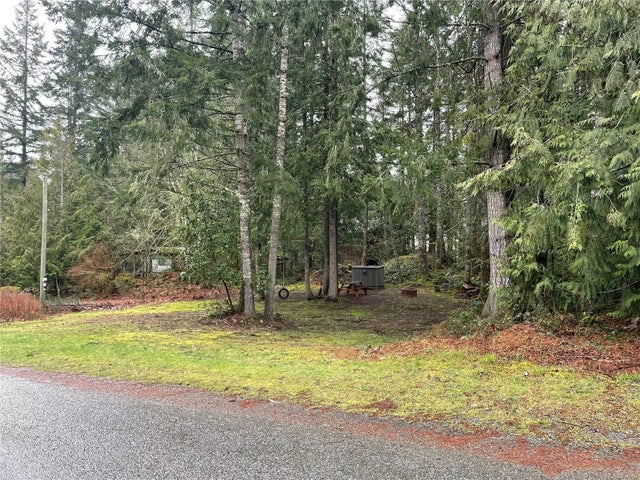 2 of 8 - Lot O Tharratt Rd, Shawnigan Lake, BC