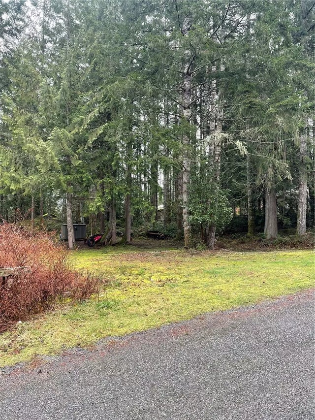 3 of 8 - Lot O Tharratt Rd, Shawnigan Lake, BC