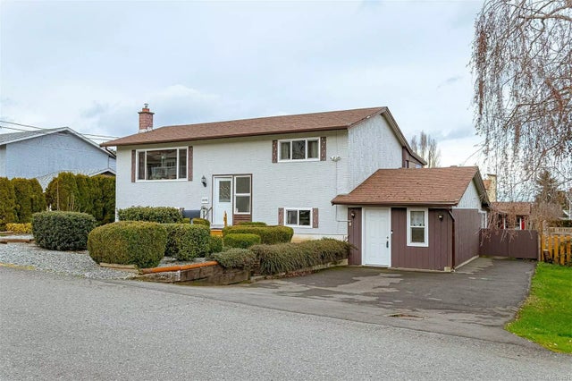 2 of 59 - 1581 Pauline St, Crofton, BC