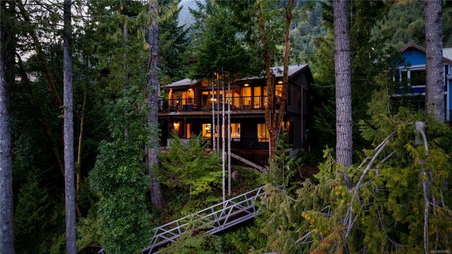 5 of 44 - 9558 Creekside Dr, Youbou, BC