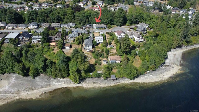 2 of 38 - 10034 Beach Dr, Chemainus, BC