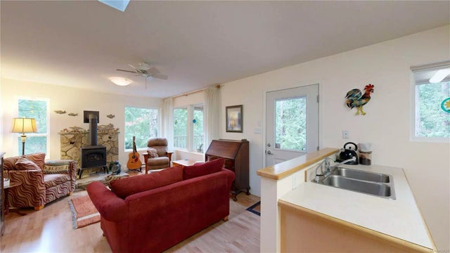 4 of 24 - 325 Malaspina Dr, Gabriola Island, BC