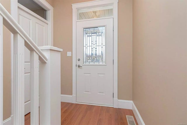 3 of 22 - 3110 Cook St 12, Chemainus, BC