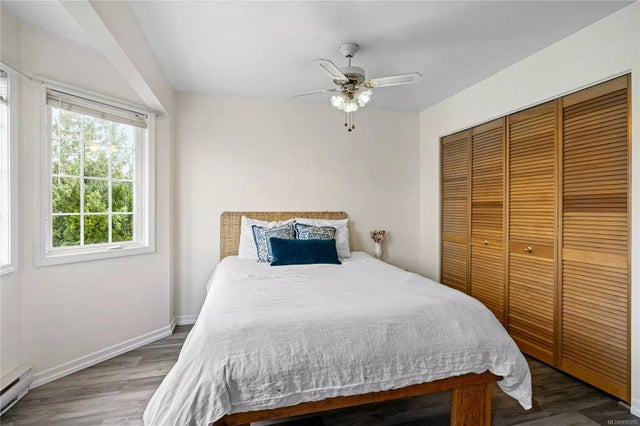 4 of 37 - 9904-9906 Willow St, Chemainus, BC