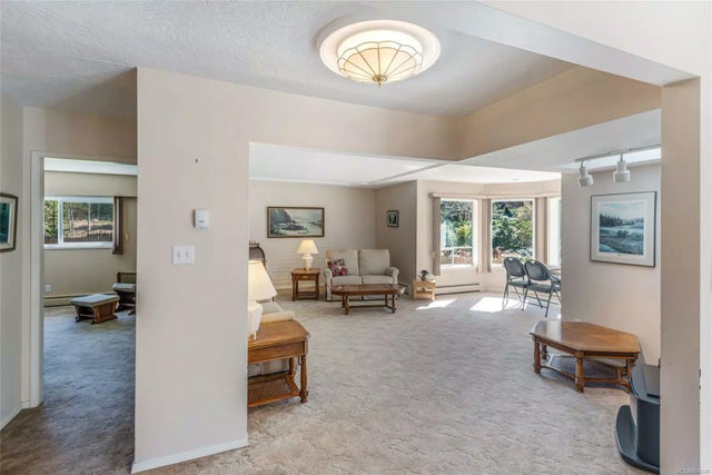 5 of 61 - 3211 Grafton Ave, Hilliers, BC