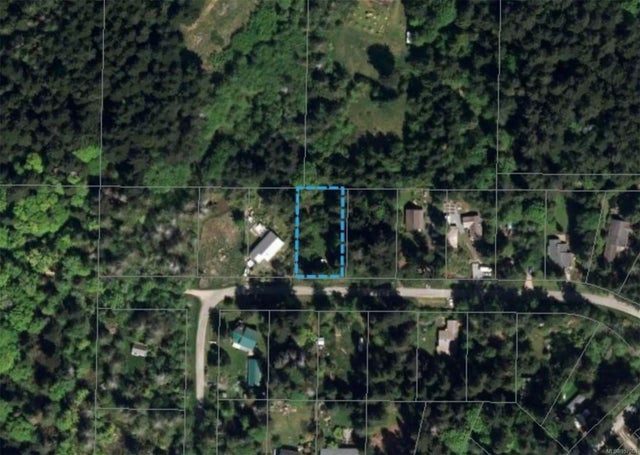 1 of 10 - 636 Balsam St, Gabriola Island, BC