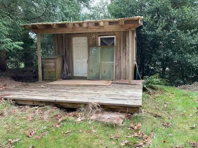 3 of 10 - 636 Balsam St, Gabriola Island, BC