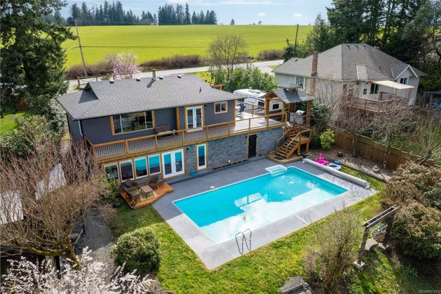 1 of 71 - 1323 Cherry Point Rd, Cowichan Bay, BC