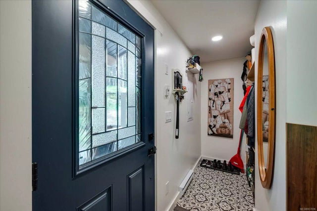 2 of 50 - 1539 Violet Cres, Gabriola Island, BC