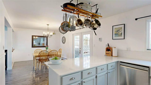 2 of 44 - 1223 The Strand , Gabriola Island, BC