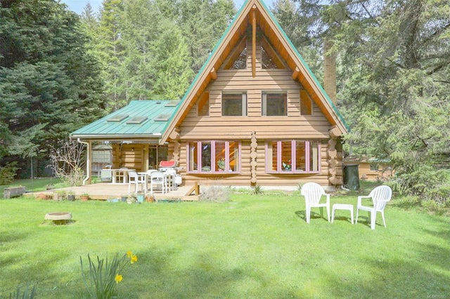 1 of 57 - 921 Bertha Ave, Gabriola Island, BC