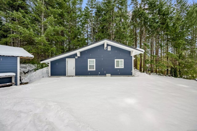 1 of 47 - 1257 Hecker Rd, Merville, BC