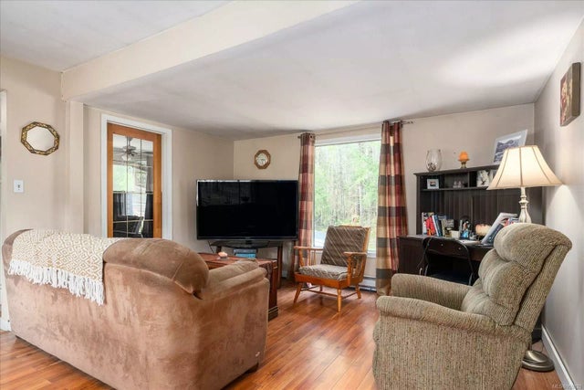 3 of 34 - 1868 Errington Rd, Errington, BC