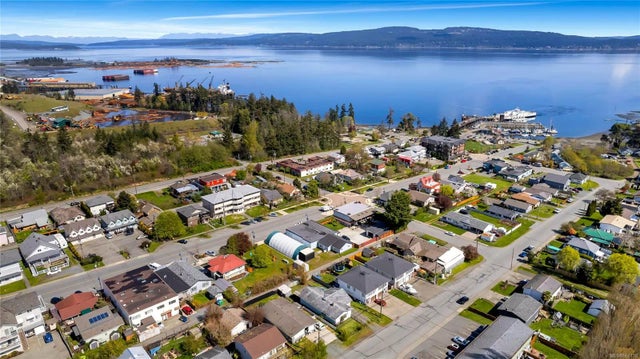 3 of 20 - 1591 Robert St, Crofton, BC