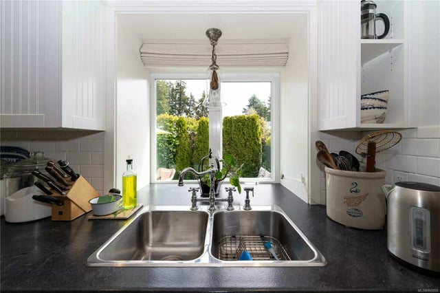 5 of 40 - 1811 Vee Rd, Cowichan Bay, BC