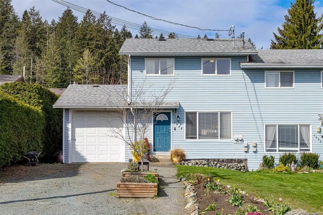 1 of 43 - 7994 York Ave, Crofton, BC