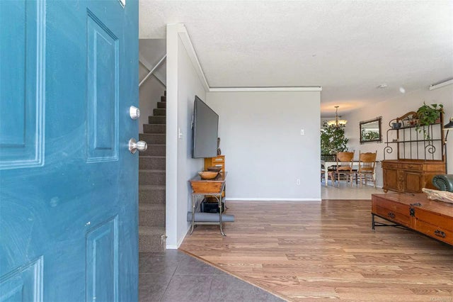 2 of 43 - 7994 York Ave, Crofton, BC