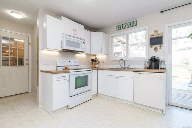 5 of 43 - 7994 York Ave, Crofton, BC