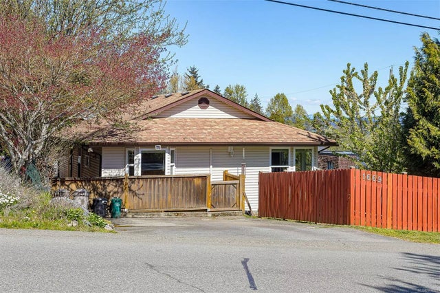 2 of 46 - 1669 Robert St, Crofton, BC