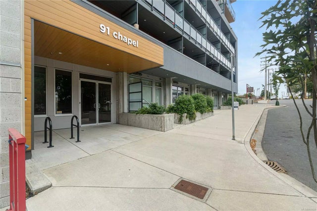 1 of 33 - 91 Chapel St 306, Nanaimo, BC
