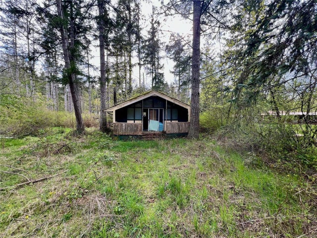 4 of 13 - 675 Little Blvd, Gabriola Island, BC