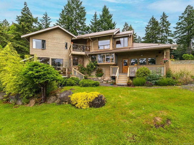 2 of 70 - 2565 Islands View Dr, Gabriola Island, BC