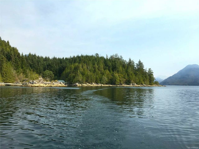 4 of 16 - 893264 Bligh Island, Nootka Island, BC