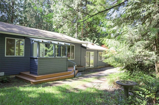 2 of 28 - 1189 North Rd, Gabriola Island, BC