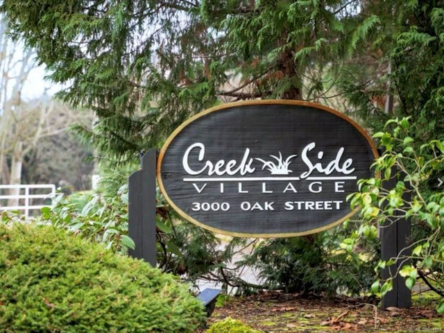 1 of 35 - 3000 Oak St 203b, Chemainus, BC