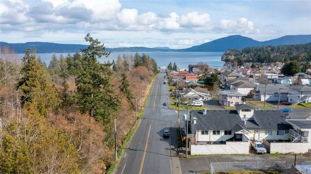 5 of 19 - 8152 York Ave, Crofton, BC