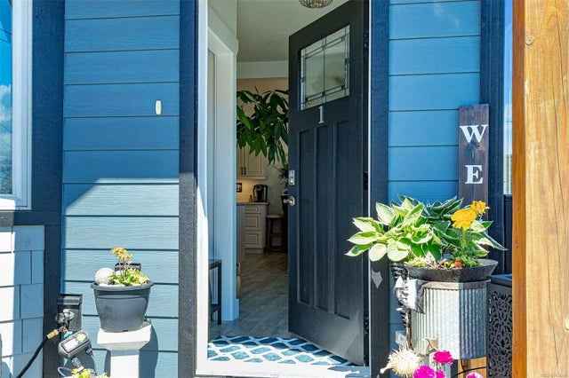 3 of 37 - 2886 Oak St 1, Chemainus, BC