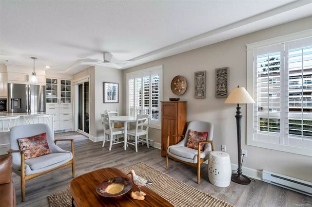 3 of 29 - 9876 Esplanade St 202, Chemainus, BC